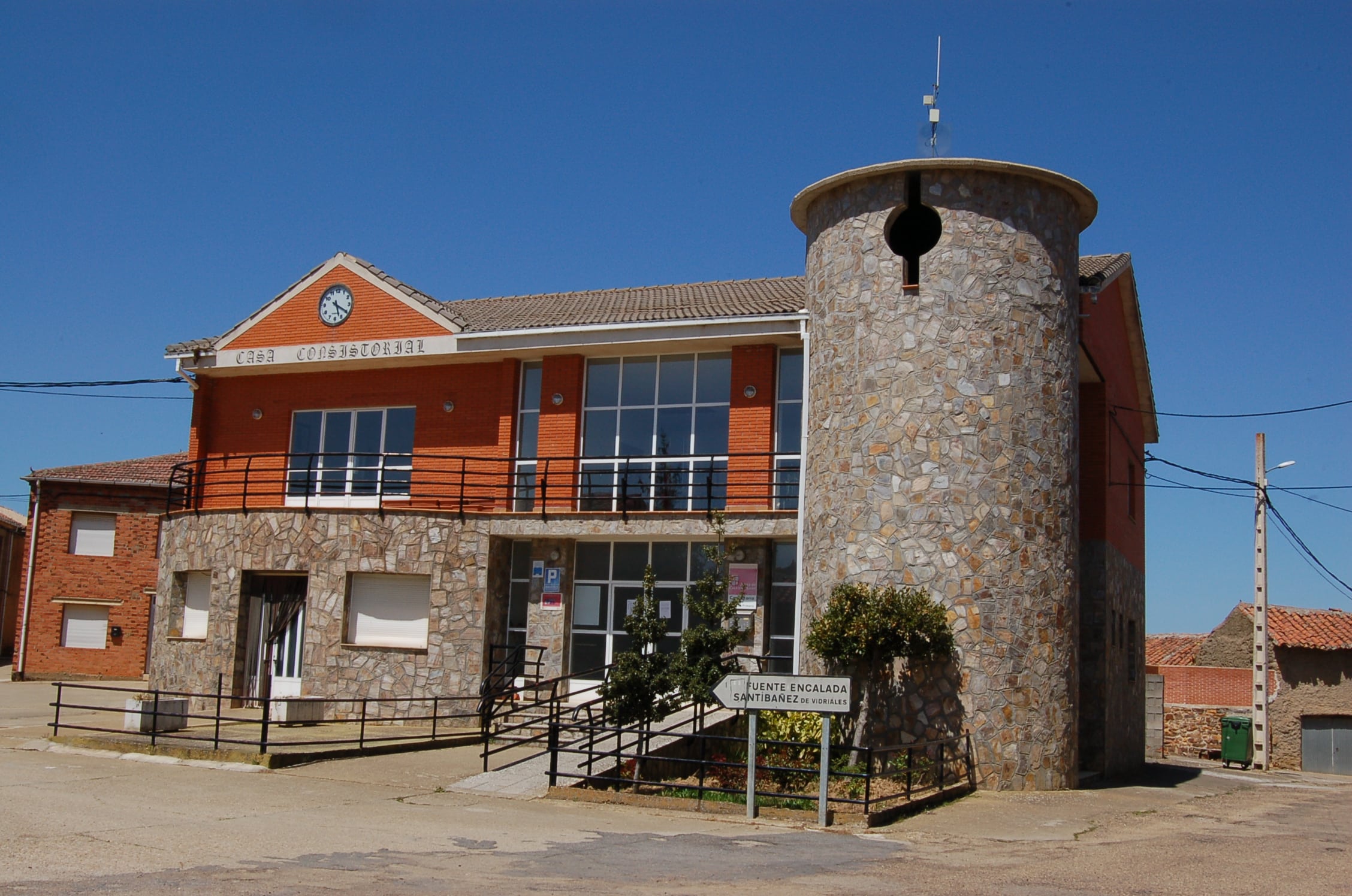 Foto del Registro Civil de Alcubilla de Nogales