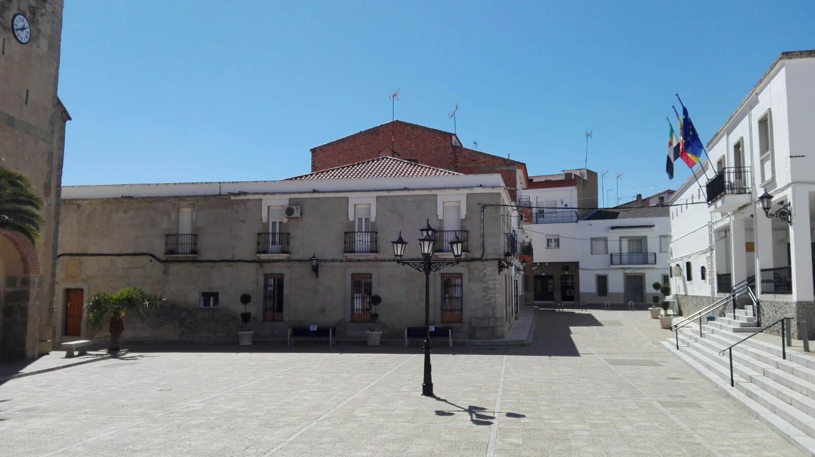 Foto del Registro Civil de Esparragosa de Lares