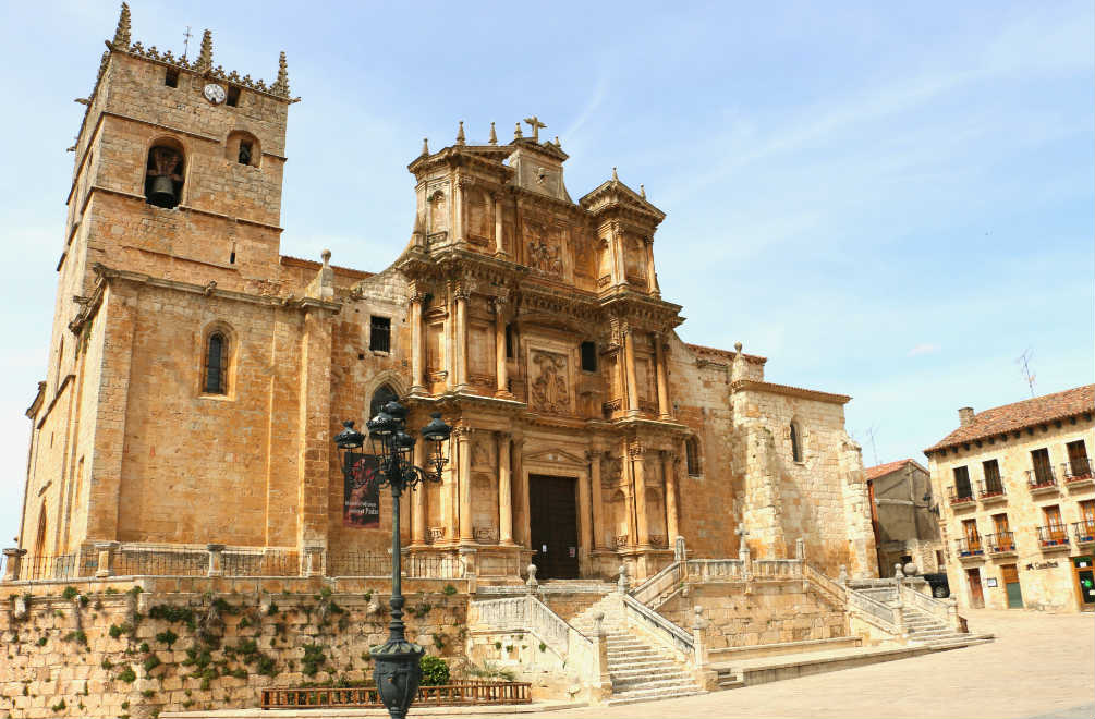 Foto del Registro Civil de Gumiel de Izán