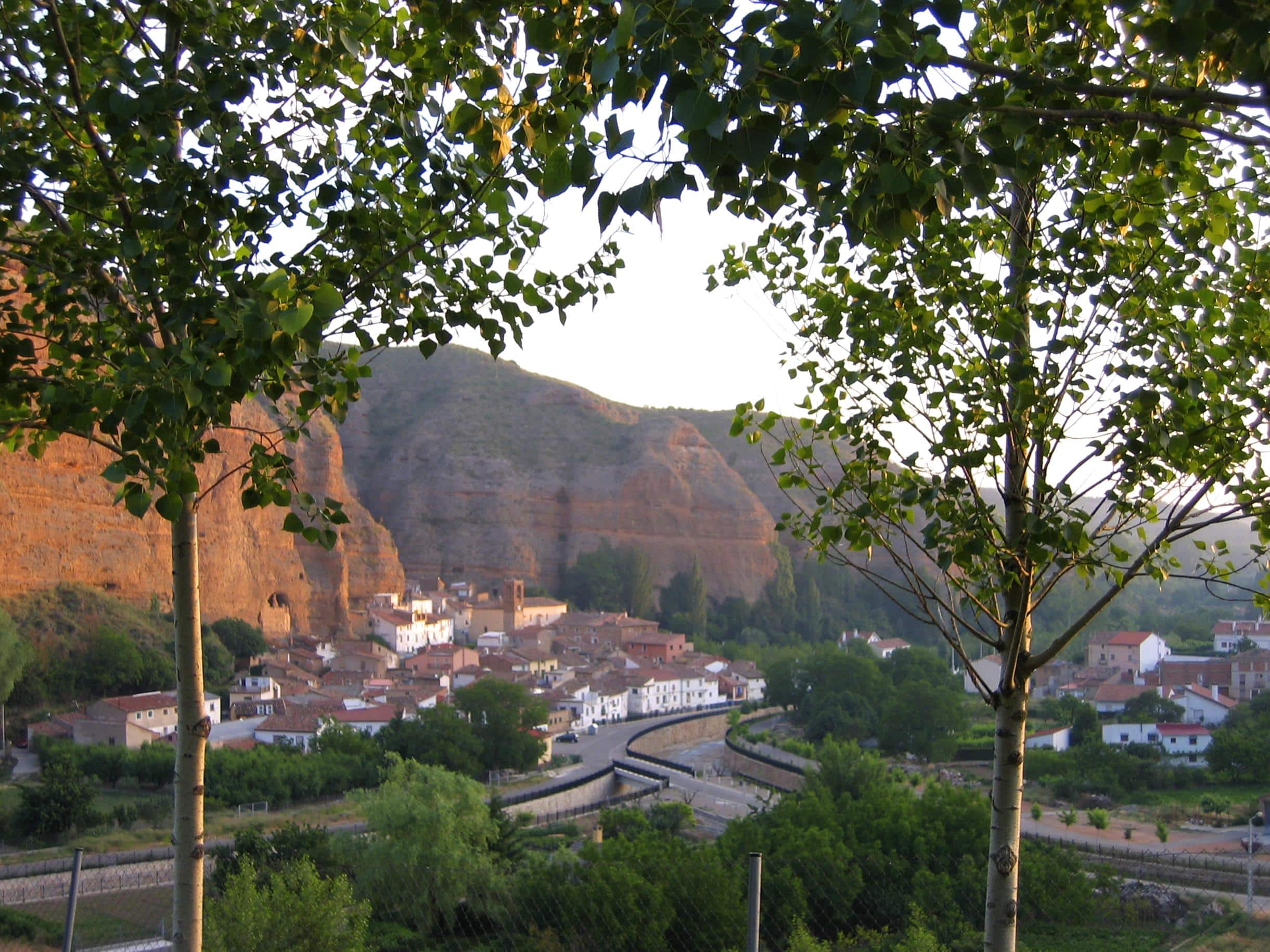 Foto del Registro Civil de Los Fayos