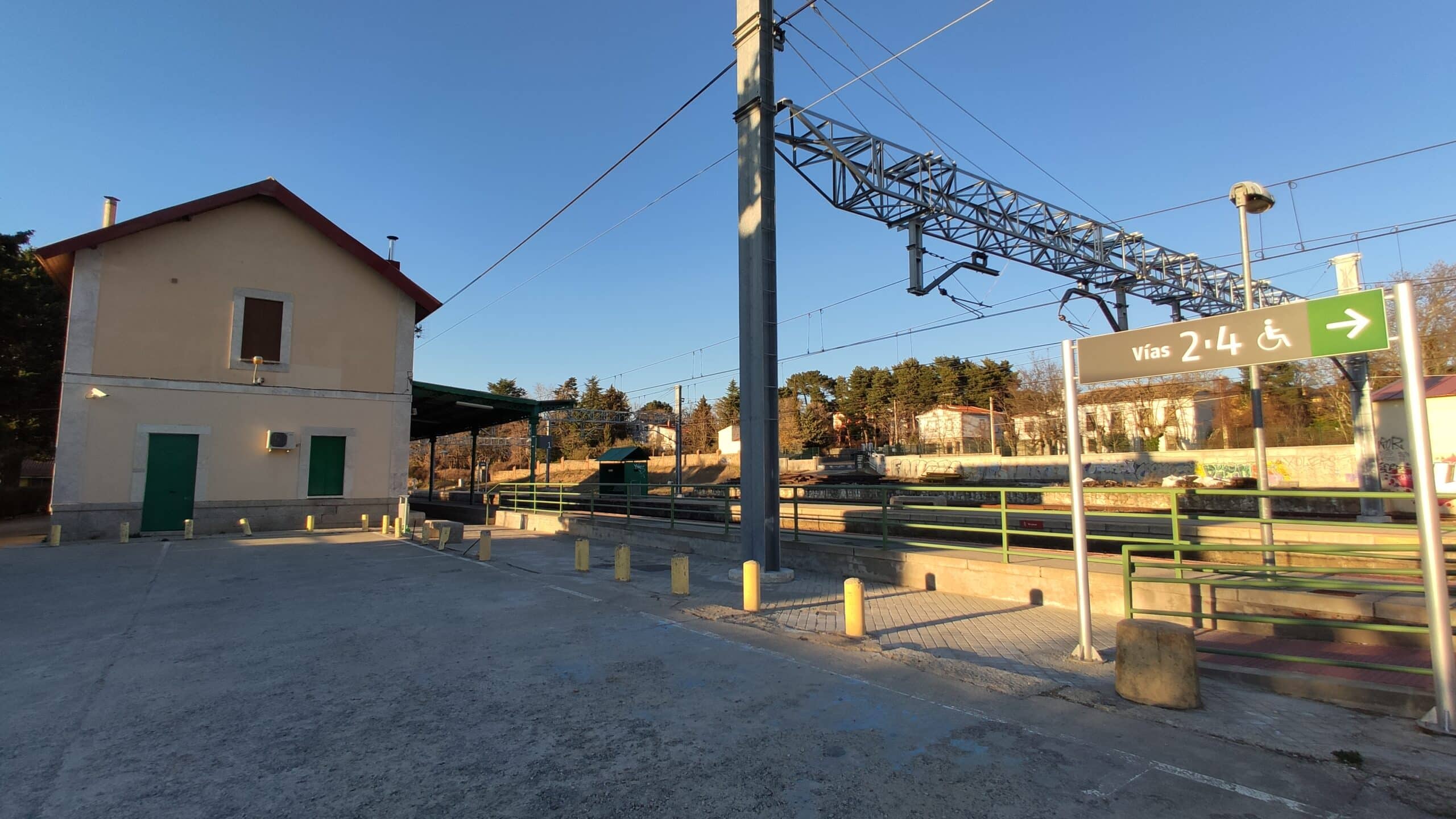 Foto del Registro Civil de Navalperal de Pinares