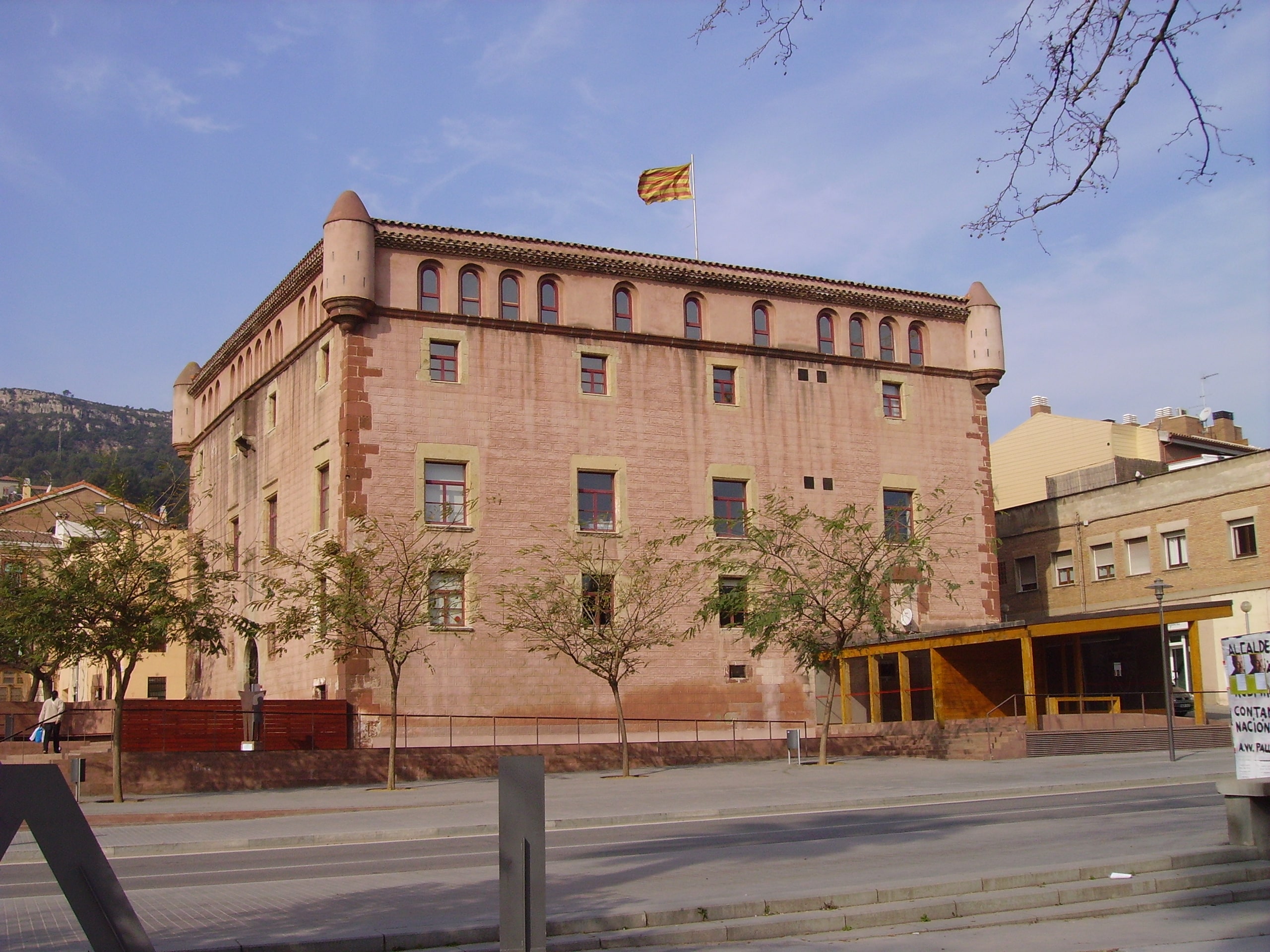 Foto del Registro Civil de Pallejà
