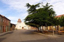 Foto del Registro Civil de Regueras de Arriba