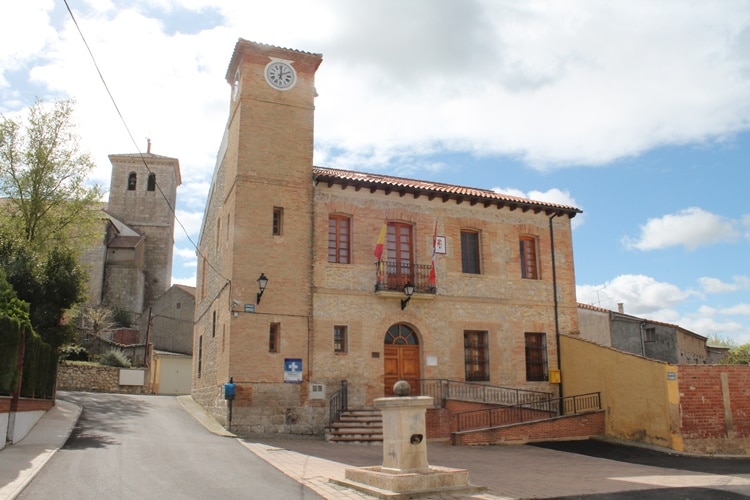 Foto del Registro Civil de Villavaquerín